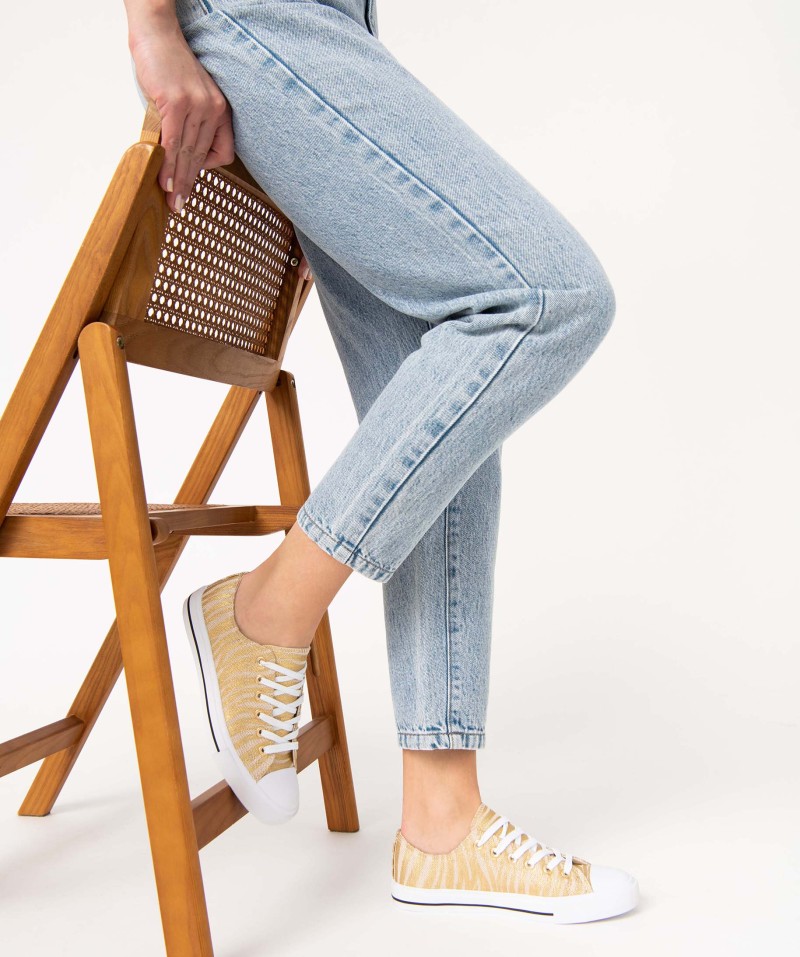 Baskets femme en toile à bout renforcé fermeture lacets